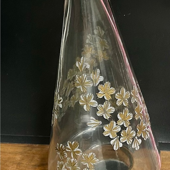 Set of 2 glass cone tree like art Floral Decor - Picture 3 of 9